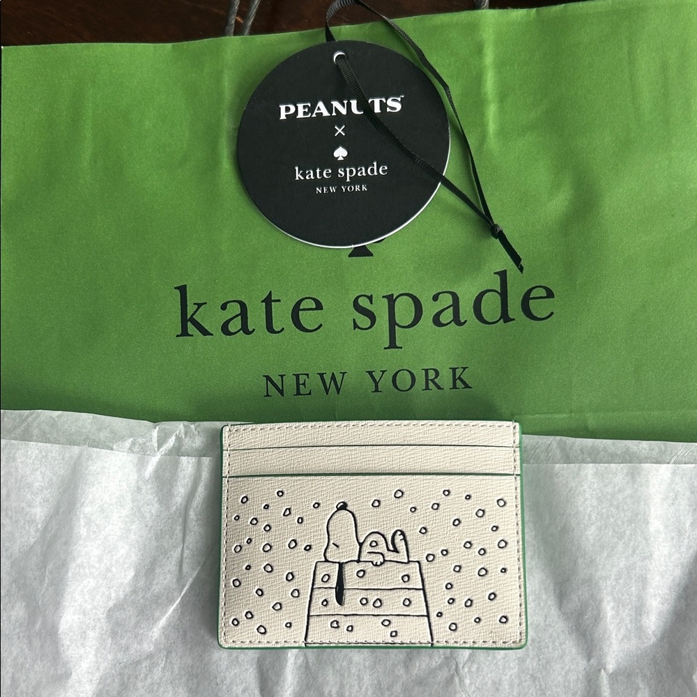 kate spade Snoopy Card Holder in Light Gray with Mint Trim Limited Edition